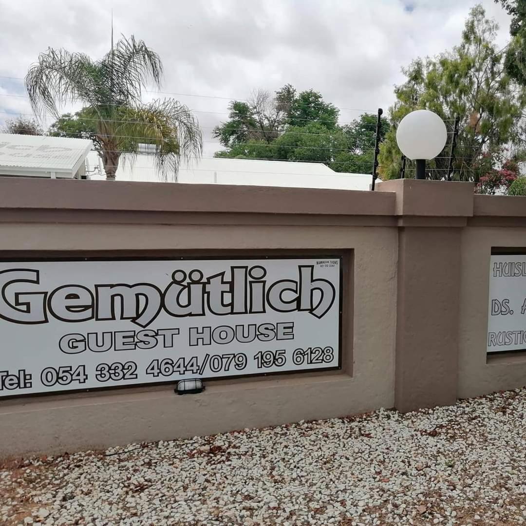 Gemutlich Guesthouse Upington Bagian luar foto
